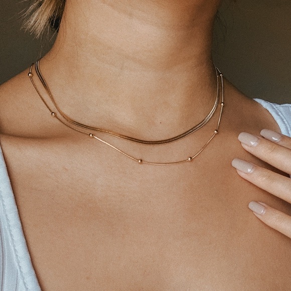 Jewelry - LAST ONE!! bone chain necklace